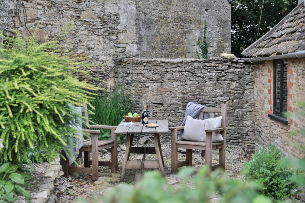 تيتبري The Bothy Beverston Castle المظهر الخارجي الصورة